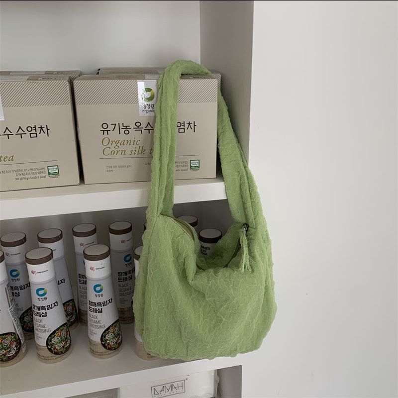 Nylon Shoulder Bag Underarm Bags Tote Wrinkled Bubble Handbag Zipper 24*10*22 CM