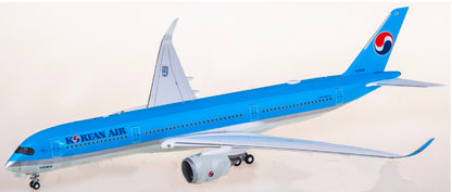 1:200 JC Wings Korean Air A350-900XWB Passenger Plane Diecast Aircraft Model