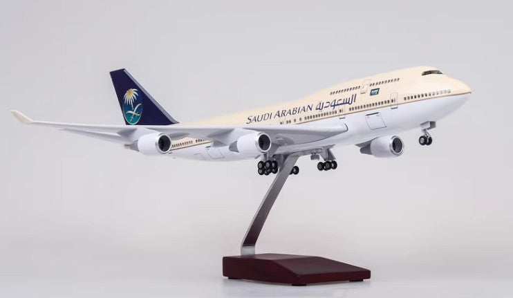 47CM 1:150 SAUDI ARABIAN BOEING 747-400 Airplane Landing Gears Resin Model