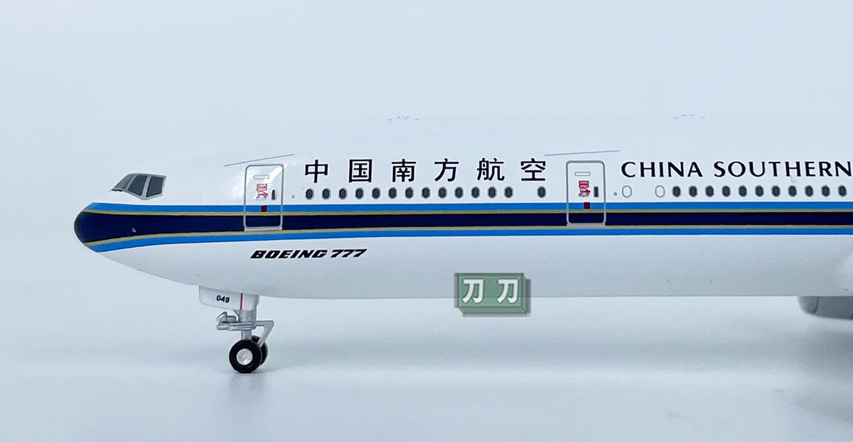 1:400 JET CHINA SOUTHERN B777-300ER B-2049 Passenger Airplane Diecast Model