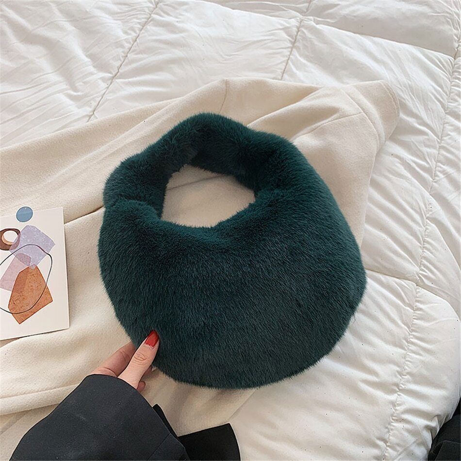 Fur Women's Bag Warm Plush Wrist Bags Women Handle Clutch Cute Ladies