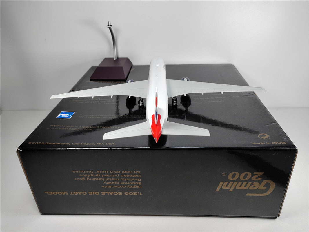 1:200 32CM Geminijets oneworld BOEING B777-200ER Airplane Diecast Aircraft Model