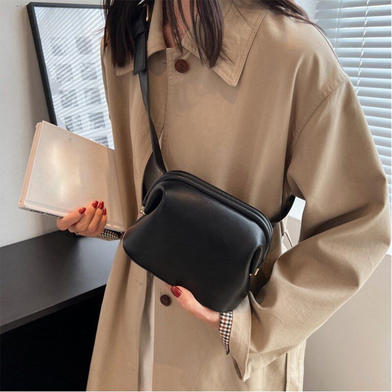 Shoulder Bag Synthetic Leather Crossbody Purse Handbag Black Tote 19*14*8.5 CM