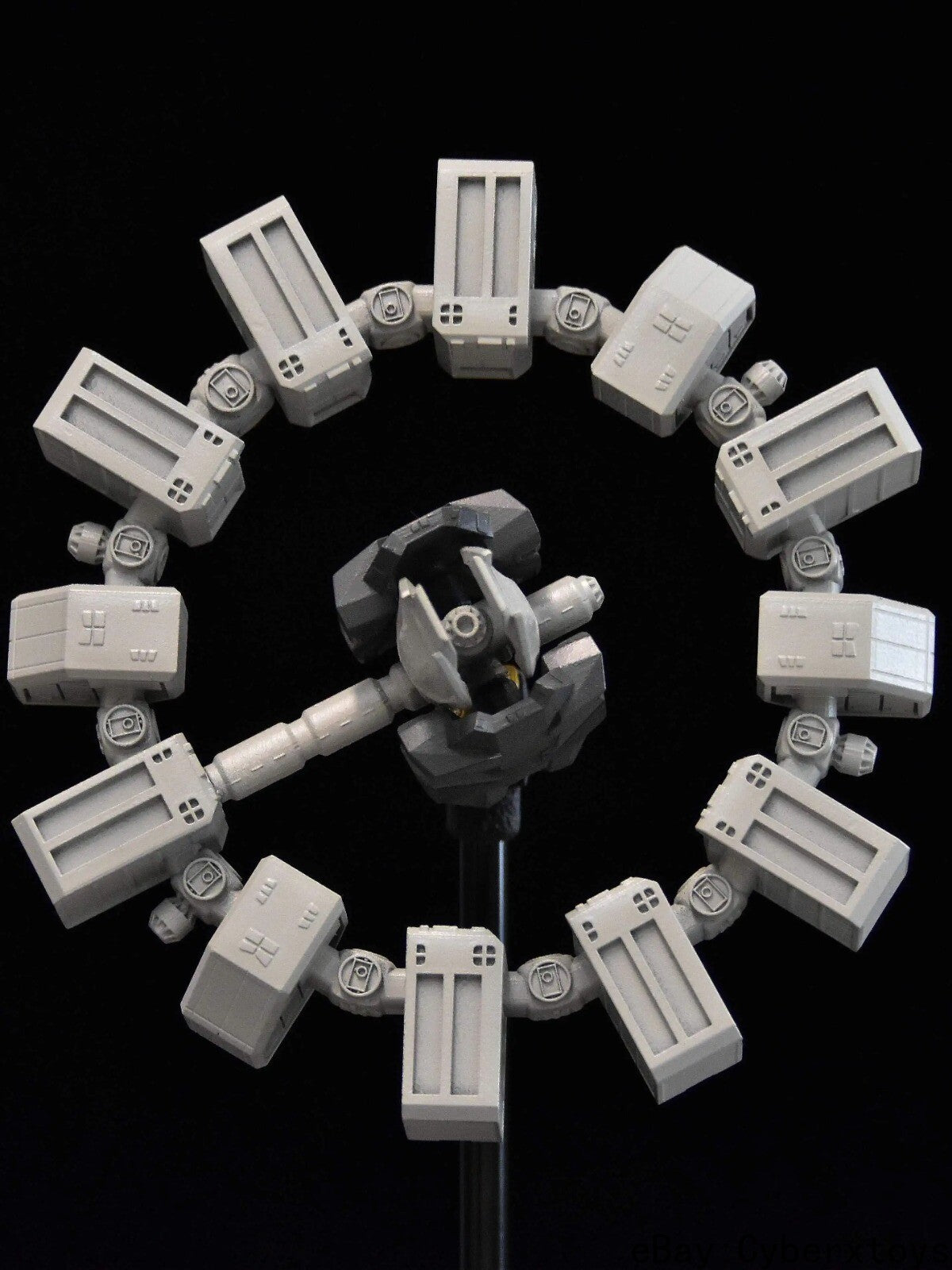 Interstellar Spacecraft Model - Eternal Space Station, Rotatable & Artistic Toy