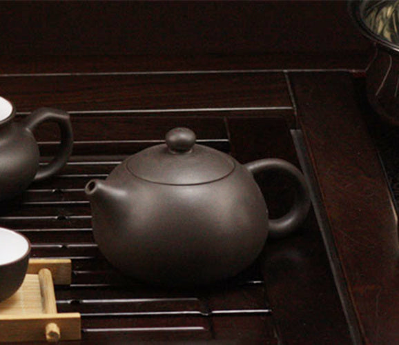 Chinese Tea Pot Yixing Zisha Purple Clay Tea Pot Small Kungfu Pot Three Tea Cups