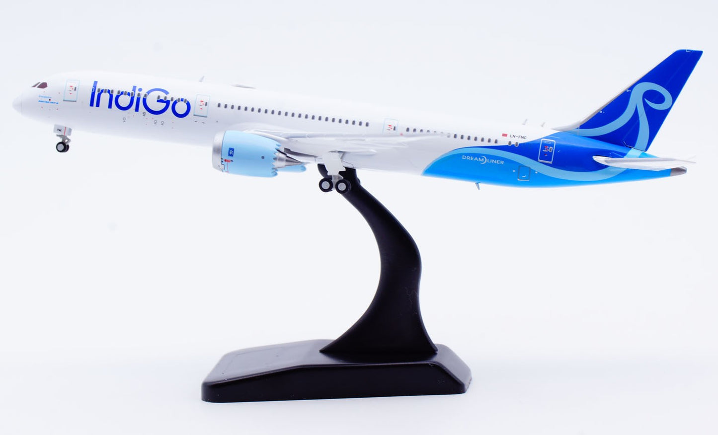 1:400 JC Wings Indigo B787-9 LN-FNC Passenger Airplane Diecast Aircraft Model