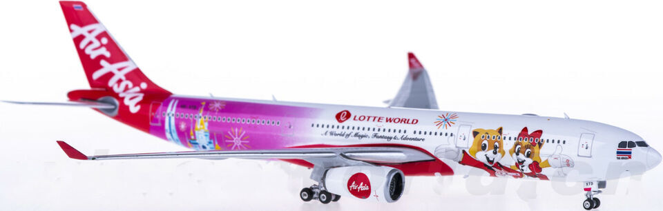 1:400 Phoenix Air Asia AIRBUS A330-300 Passenger Airplane Diecast Aircraft Model