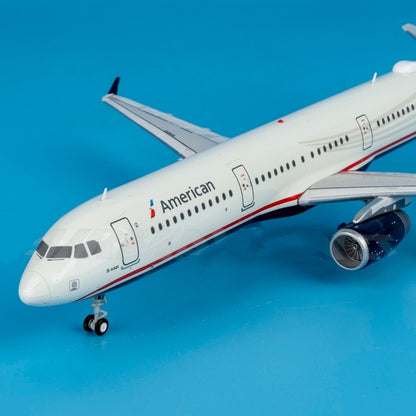 1:200 Geminijets American Airlines Airbus A321 N578UW Airplane Diecast Model