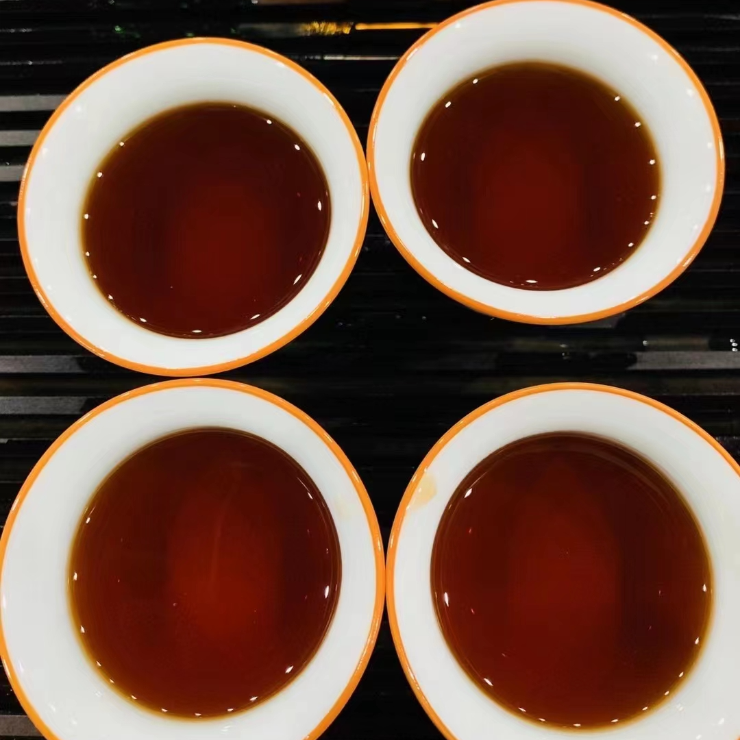 Yunnan Ripe Pu'er Tea Aged Pu-erh Cooked Tea Cake Old Puerh Cake Tea