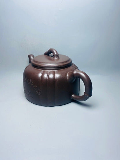 Chinese Yixing Zisha Clay Handmade Exquisite Teapot （竹节 底款：周桂珍）