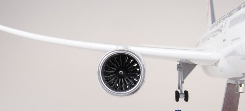 1:130 43CM JAPAN AIRLINES BOEING 787 Passenger Airplane Landing Gear Resin Model