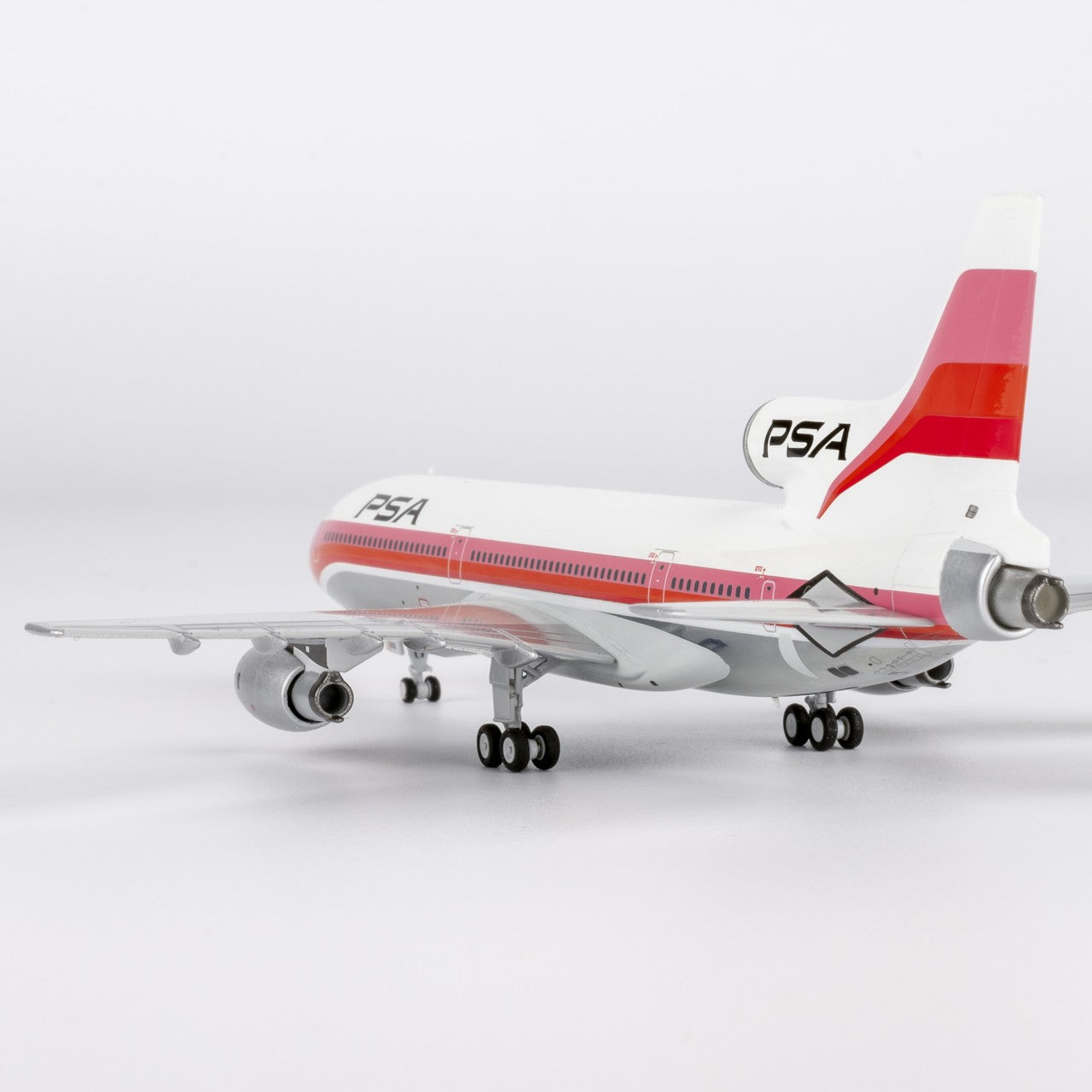 1:400 NGmodels PSA Airlines Lockheed L-1011-1 Passenger Diecast Airplane Model