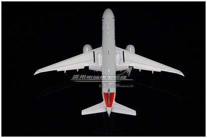1:400 GeminiJets American Airlines B777-300ER Airplane Diecast Aircraft Model