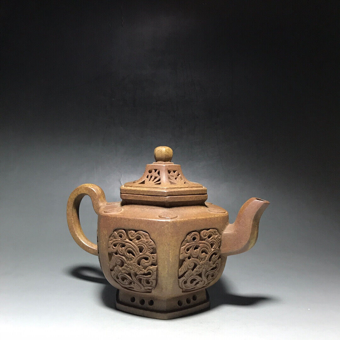 Chinese Yixing Zisha Clay Handmade Exquisite Teapot （六方镂空 底款：金鼎商标）