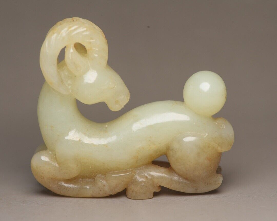 Chinese Old Natural Hetian Jade Hand Carved Exquisite Sheep Statue Figurine Rare