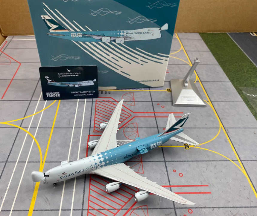 1:400 YY Wings CATHAY PACIFIC CARGO BOEING B747-8F Plane Aircraft Diecast Model