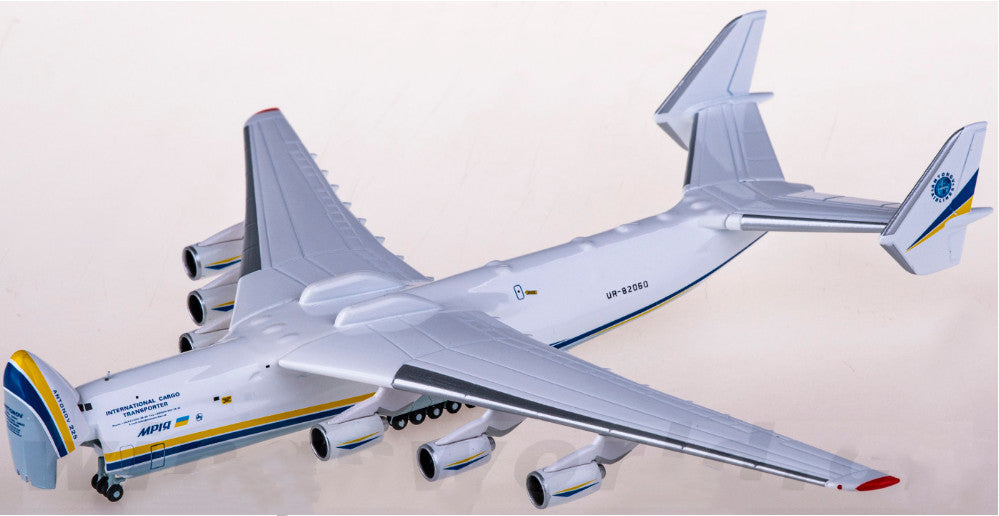 1:400 Blue Wings Antonov Airlines Antonov AN-225 Airplane Diecast Model