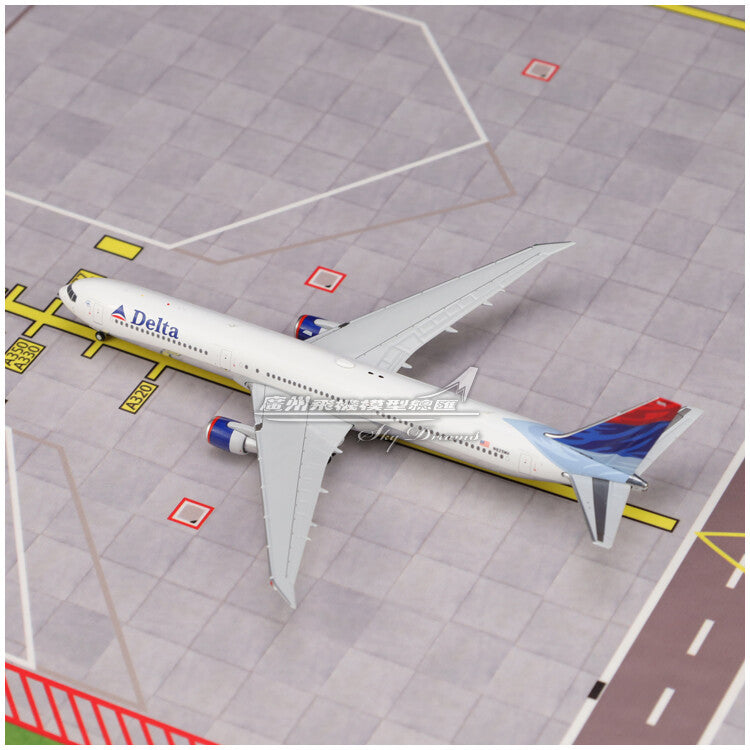 1:400 GeminiJets DELTA BOEING 767-400ER Passenger Airplane Diecast Plane Model