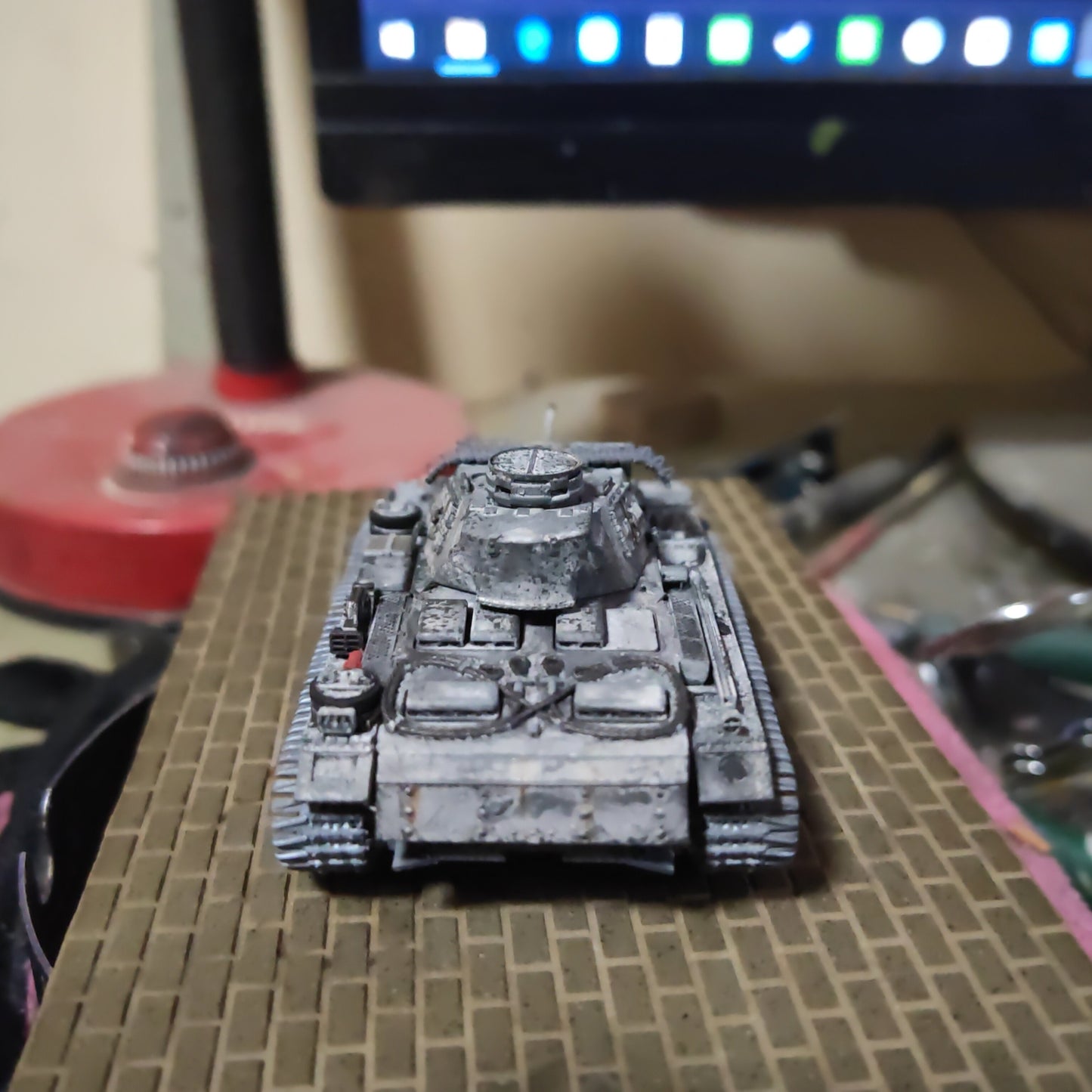 Homemade 1/72 German III L Battle Tank In Snow Finished Model Toys Ornament