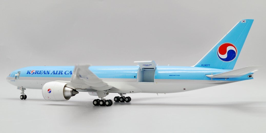 1:200 JC Wings Korean Air Cargo B777F Passenger Airplane Diecast Aircraft Model