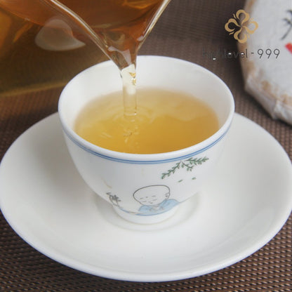 100g Raw Pu'er Yunnan XiGui Wild Ancient Tree Compressed Tea Cake