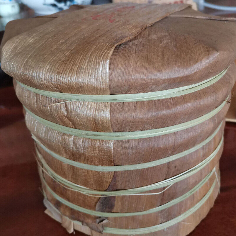 Top-Grade Yi Wu Cha Tea Yunnan 357g Aged Pu'er Tea Organic Old Pu'er Tea