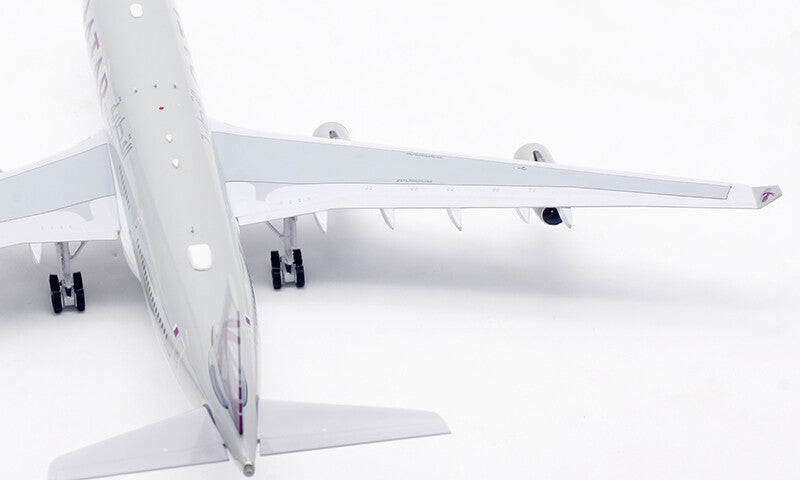 1:200 30CM InFlight AIR QATAR AIRBUS A340-200 Aeroplane Diecast Aircraft Model