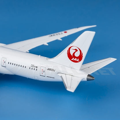 1:400 JC Wings Japan Airlines Boeing 787-8 Airplane Diecast Aircraft Model