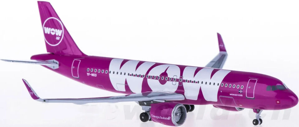 1:400 AeroClassics WOW Air AIRBUS A320neo Passenger Airplane Diecast Plane Model