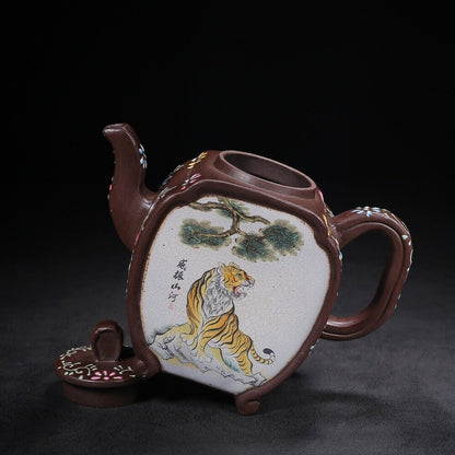 Chinese Yixing Zisha Clay Handmade Exquisite Teapot （威震山河 底款：陈鸣远）