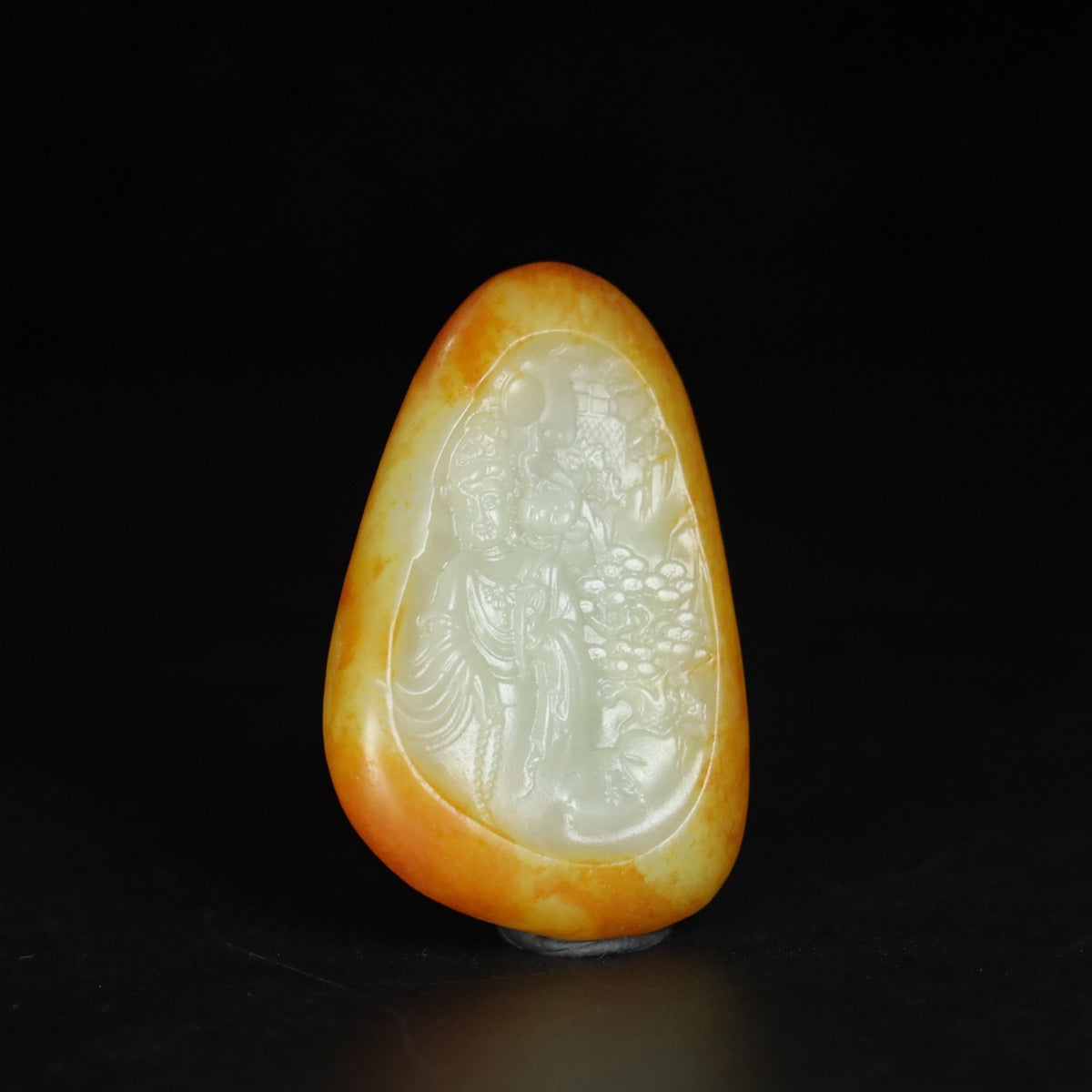 Chinese Natural Hetian Jade Hand-carved Exquisite Guanyin Pendant 30329