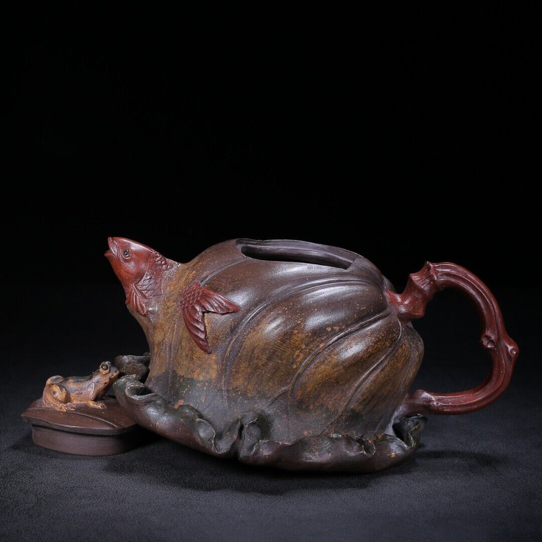 Chinese Yixing Zisha Clay Handmade Exquisite Teapot （荷塘月色 底款：蒋蓉）