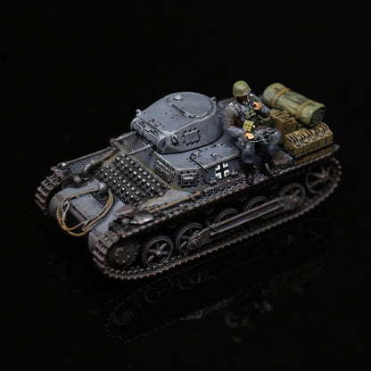 Homemade 1/72 German No.1 Tank Type B Painted Model Static Ornament Toys