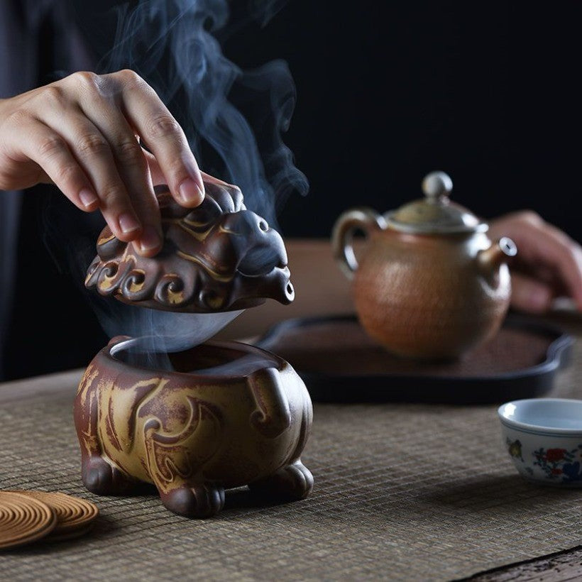 Chinese Suanni Ceramic Incense Burner Tea Table Ornament for Agarwood Sandalwood