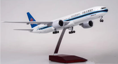 1:157 47CM CHINA SOUTHERN BOEING 777-300ER Airplane Landing Gear Resin Model