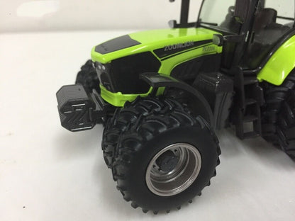 1:50 ZOOMLION PL2304 Four Wheel-drived Tractor Farm Vehicle Diecast Model