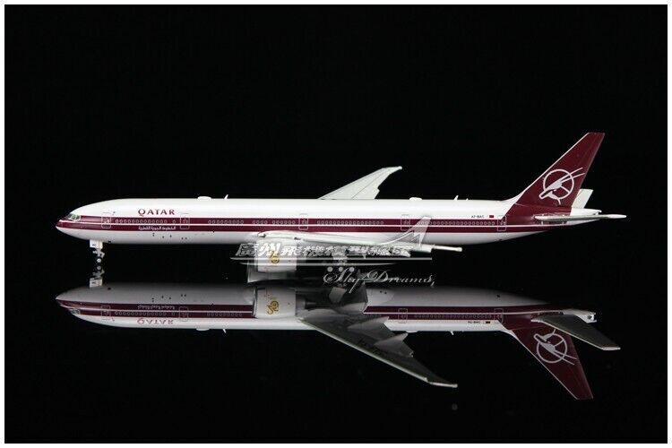 1:400 JC Wings QARAR BOEING 777-300ER Airplane Flap Down Diecast Aircraft Model