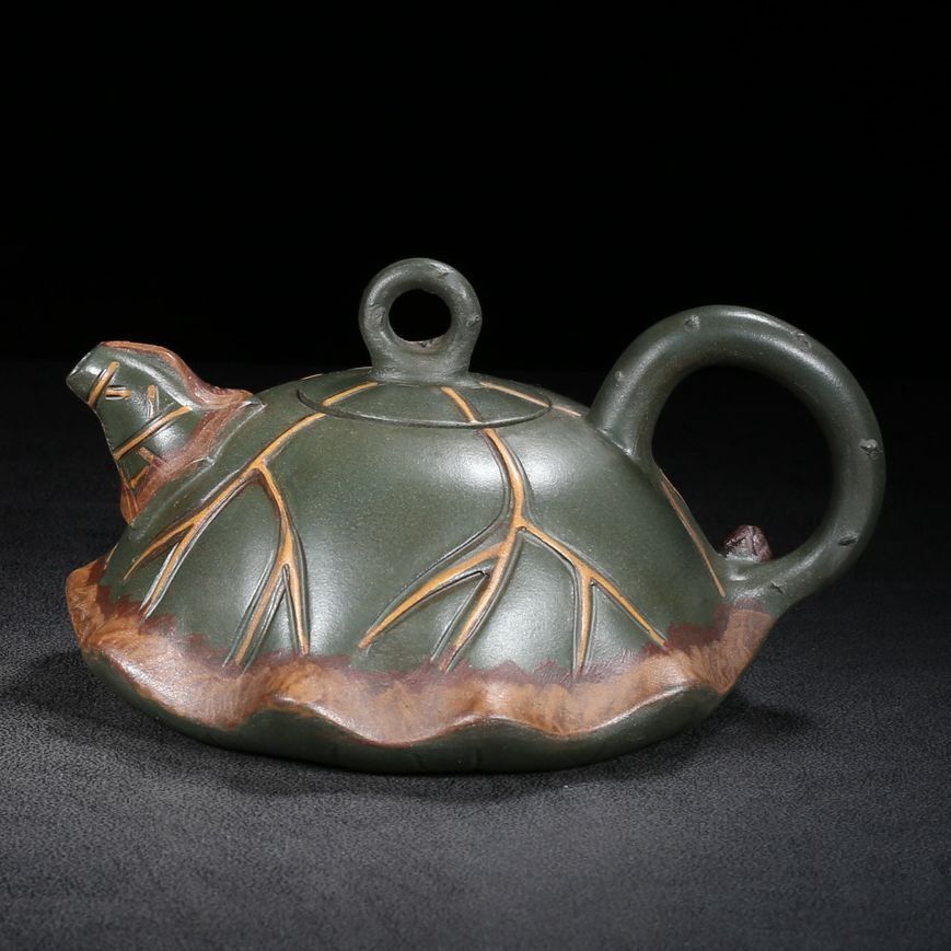 Vintage Chinese Yixing Purple Clay Teapot Zisha Ceramic Fine Lotus Leaf Teaware