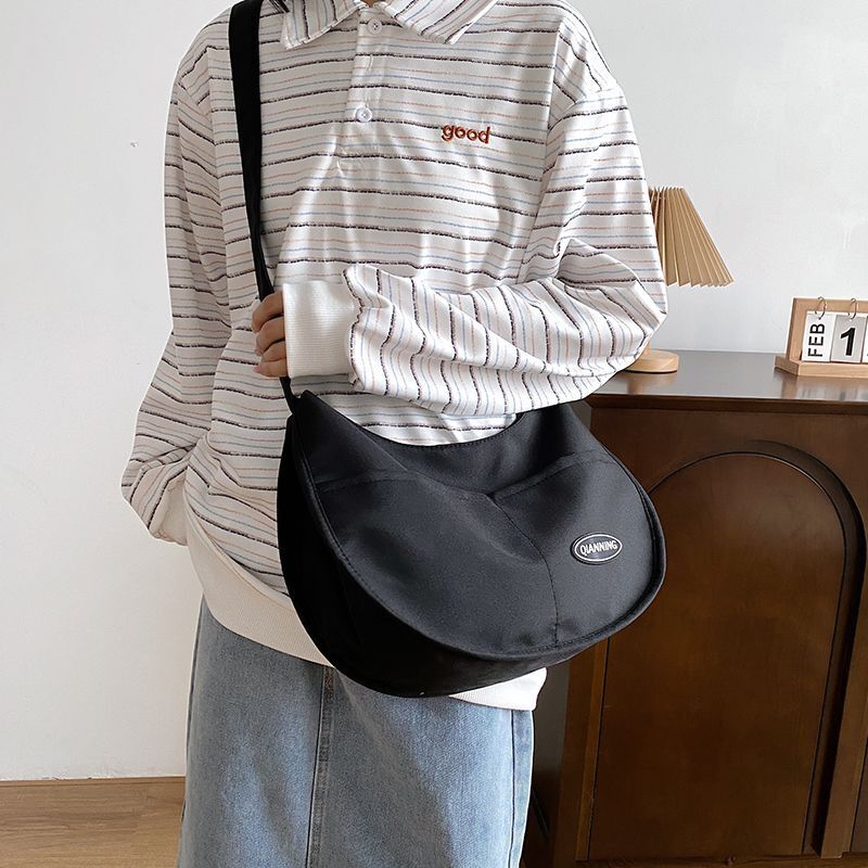 Large Bag Nylon Crossbody Bag Dumpling Bags Solid Color Shoulder Purse Acrylic