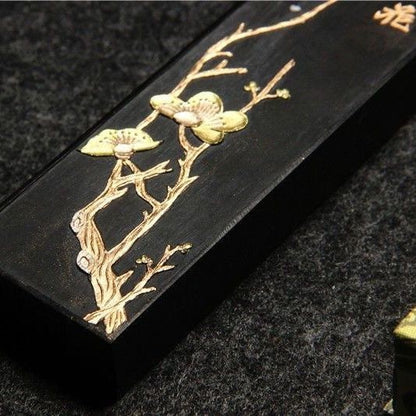 Hu Kaiwen Plum Blossom Hui Ink Stick 120g Pure Smoke Calligraphy Ink