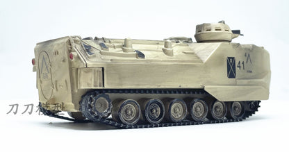 1:72 US AAV-7A1 Amphibious Armoured Assault Vehicle Desert Painting Model