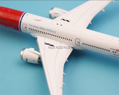 JC Wings Norwegian Air Shuttle for Boeing 787-9 G-CKLZ Flaps down 1:400 model