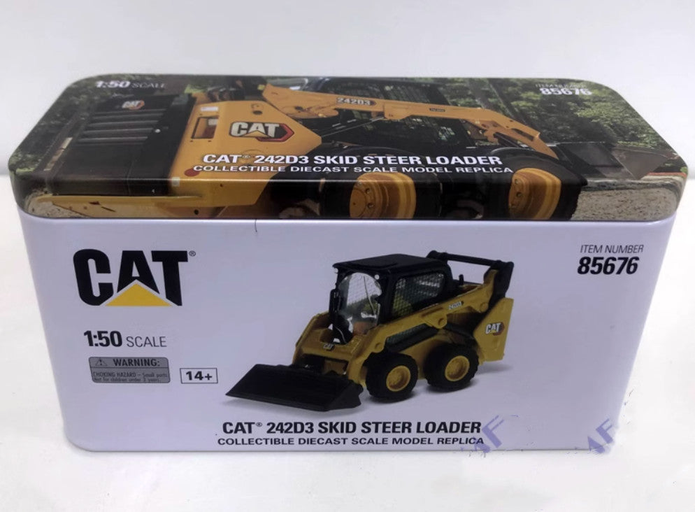 1:50 DM 242D3 Skid Steer Loader Construction Machine Equipment Diecast Model