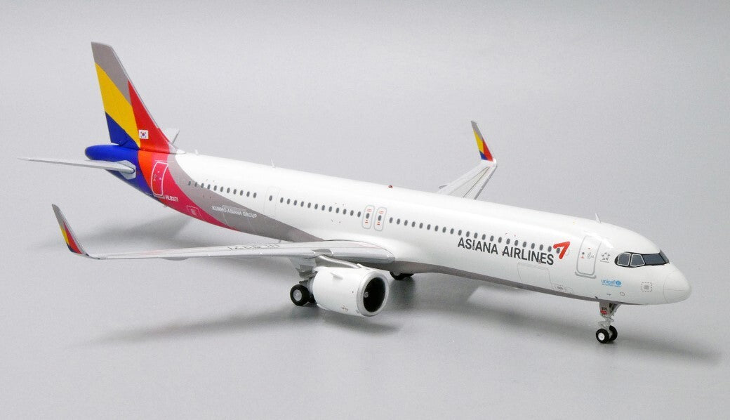 1:200 JC Wings Asiana Airlines AIRBUS A321Neo Airplane Diecast Aircraft Model