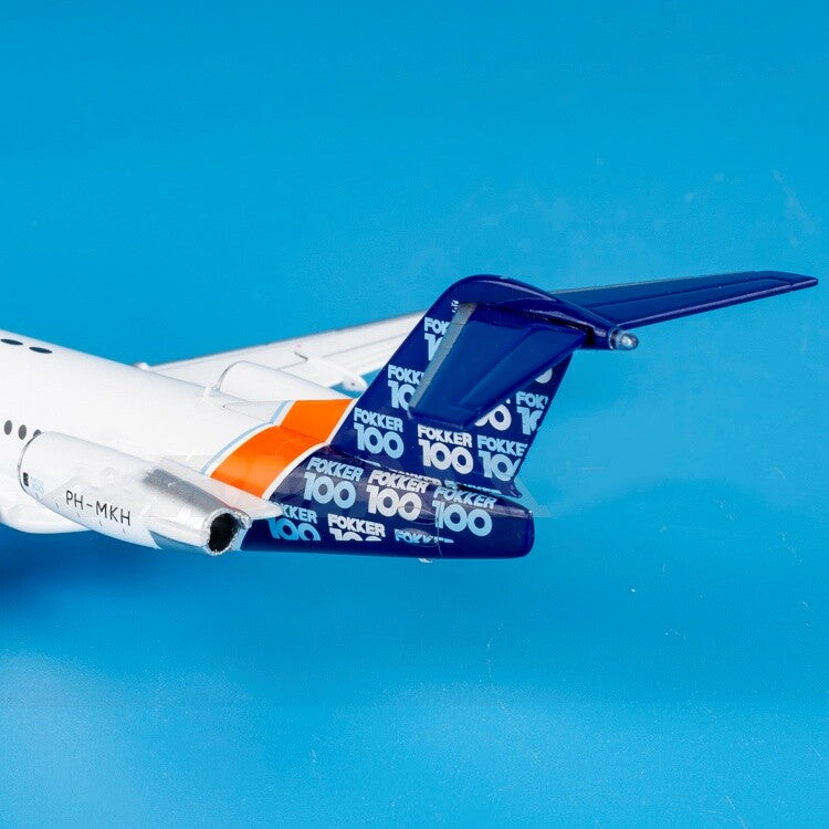 1:200 Geminijets Fokker TAY 650 powered Fokker 100 Airplane Diecast Model