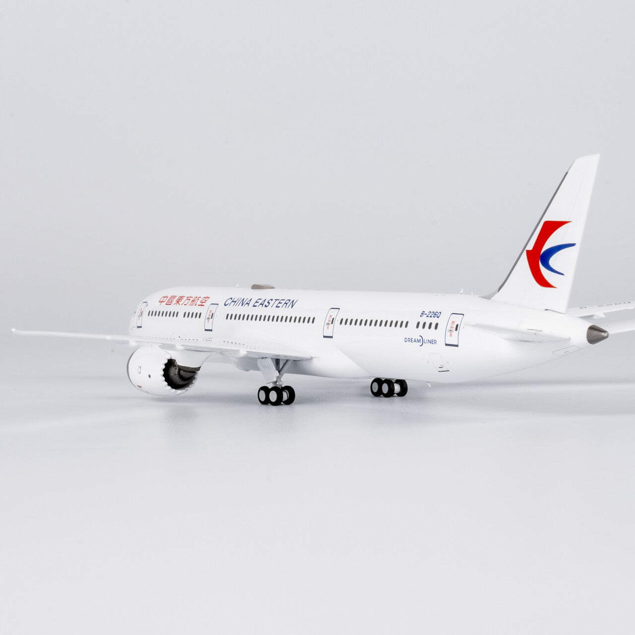 1:400 NGmodels China Eastern Boeing 787-9 Passenger Airplane Diecast Plane Model