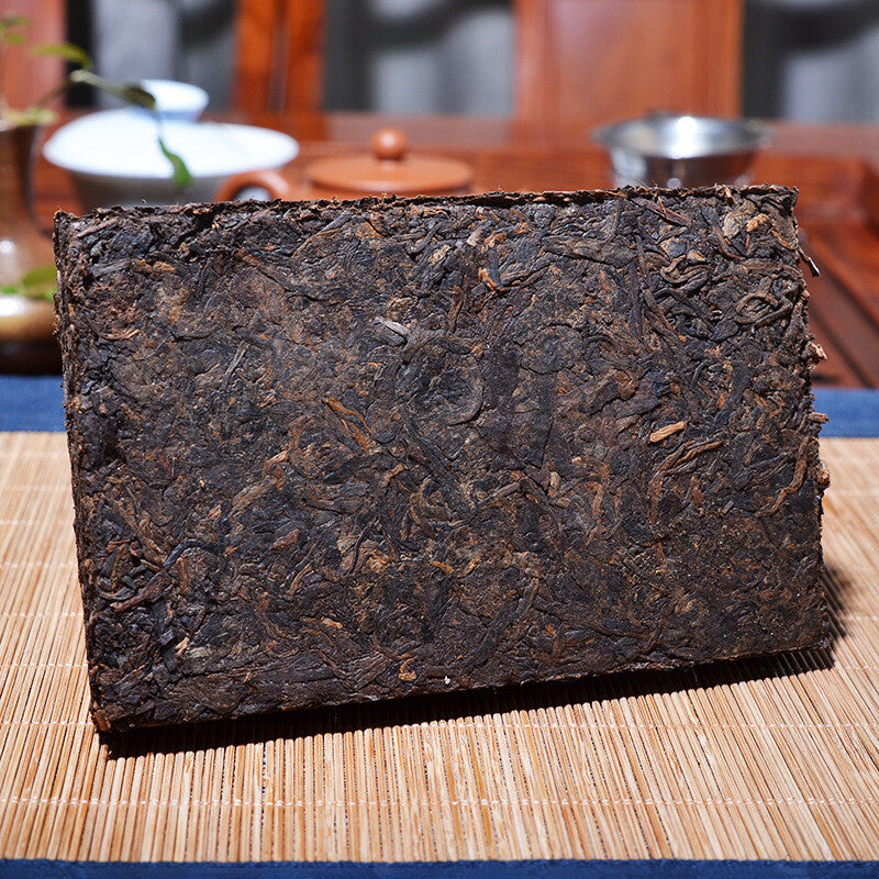 Pu'er Cooked Tea Old Banzhang Brick Tea Menghai Natural Tea Brick 250g/8.8oz