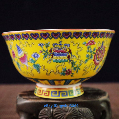 Vintage Chinese Porcelain Hand-painted Flower Bowl W Qianlong Mark