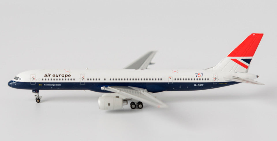 1:400 NG Model Air Europe BOEING 757-200 Passenger Airplane Diecast Plane Model