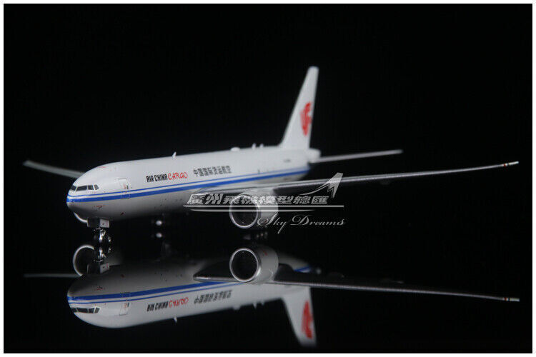 1:400 Phoenix AIR CHINA CARGO BOEING 777-200LRF Aircraft Diecast Airplane Model